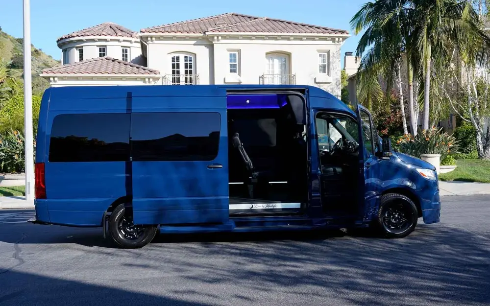 TourVanGo