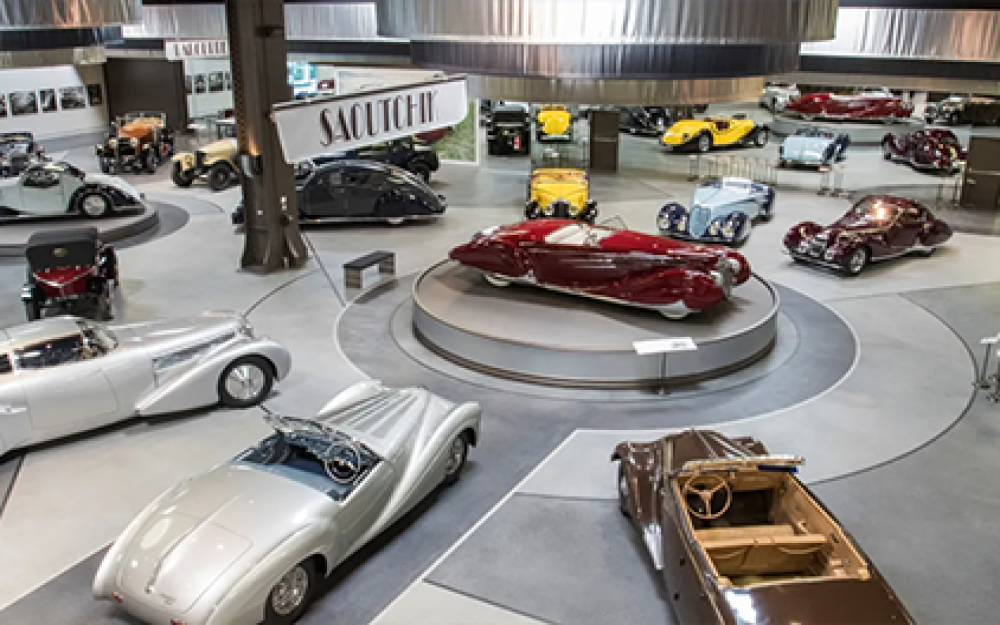 Mullin Automotive Museum