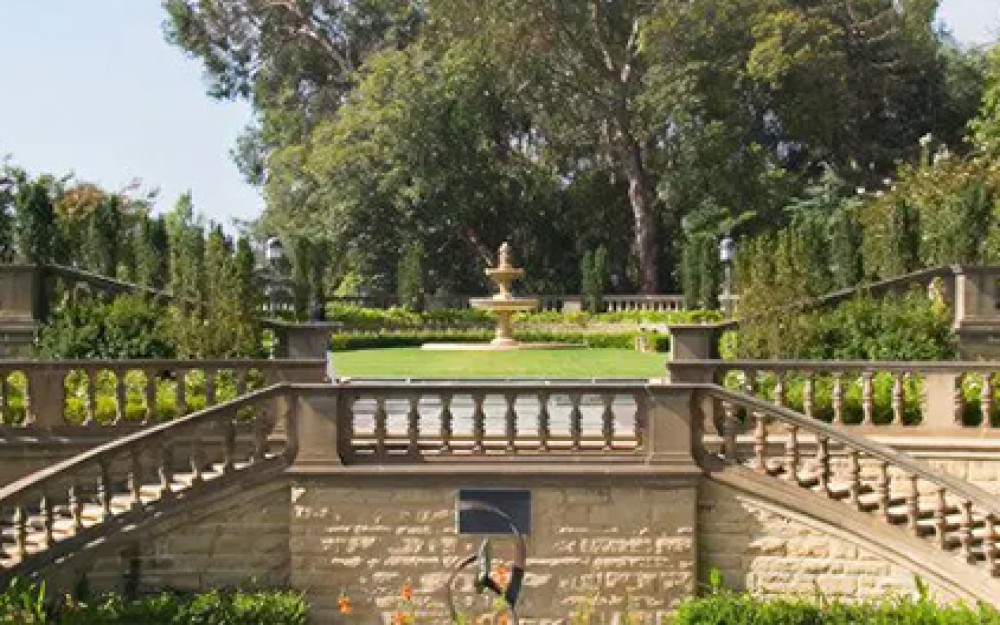 Greystone Mansion & Gardens